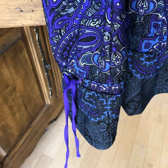 Vibrant purple & black Athleta yoga workout tank - Picture 8 of 8